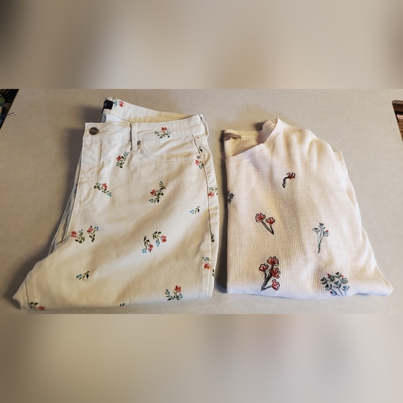 LOFT Pants - Capri Jeans & Long-Sleeve Sweater Set, (NYDJ & Loft)